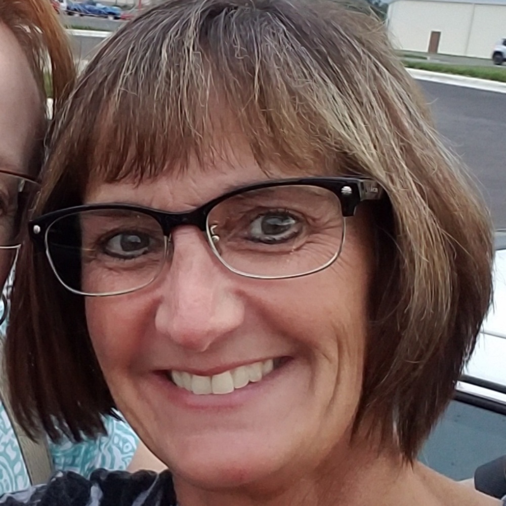 Meet your Posher, Lynda